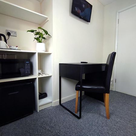 Osney Single Studio Only For One Adult Apartment Оксфорд Екстериор снимка