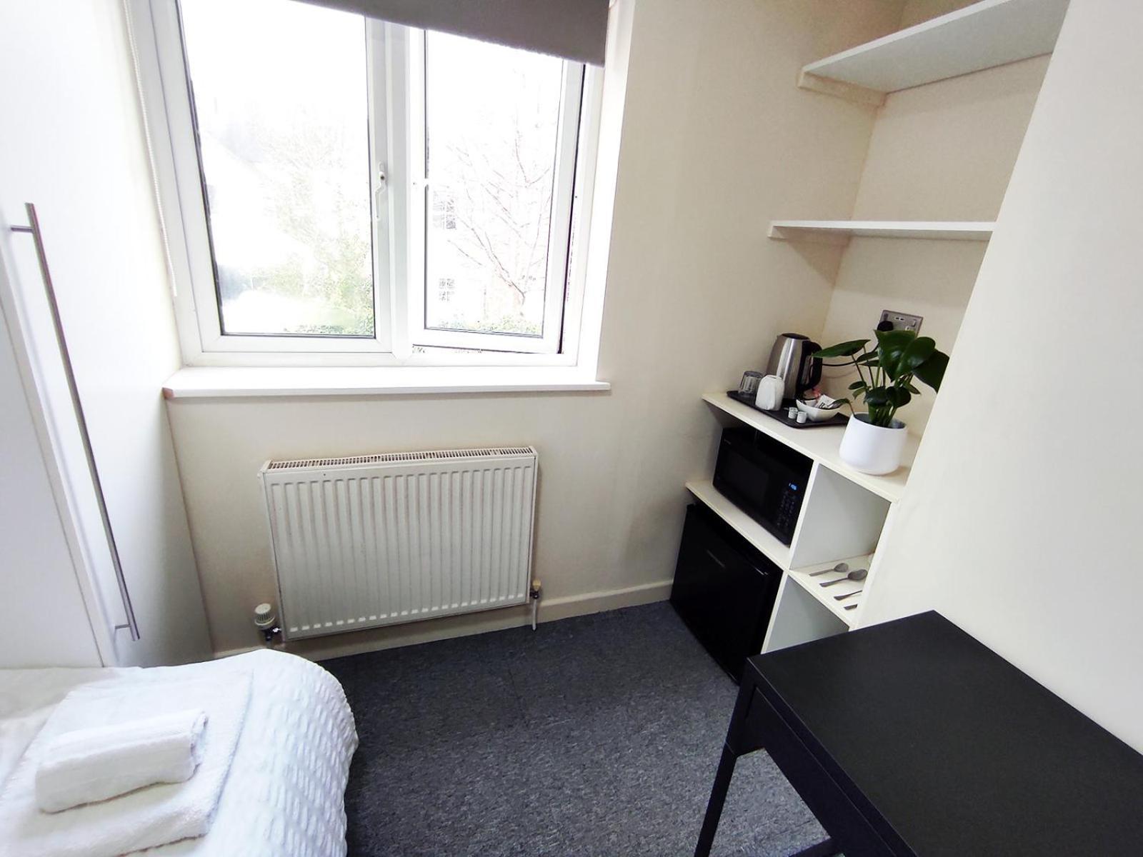 Osney Single Studio Only For One Adult Apartment Оксфорд Екстериор снимка